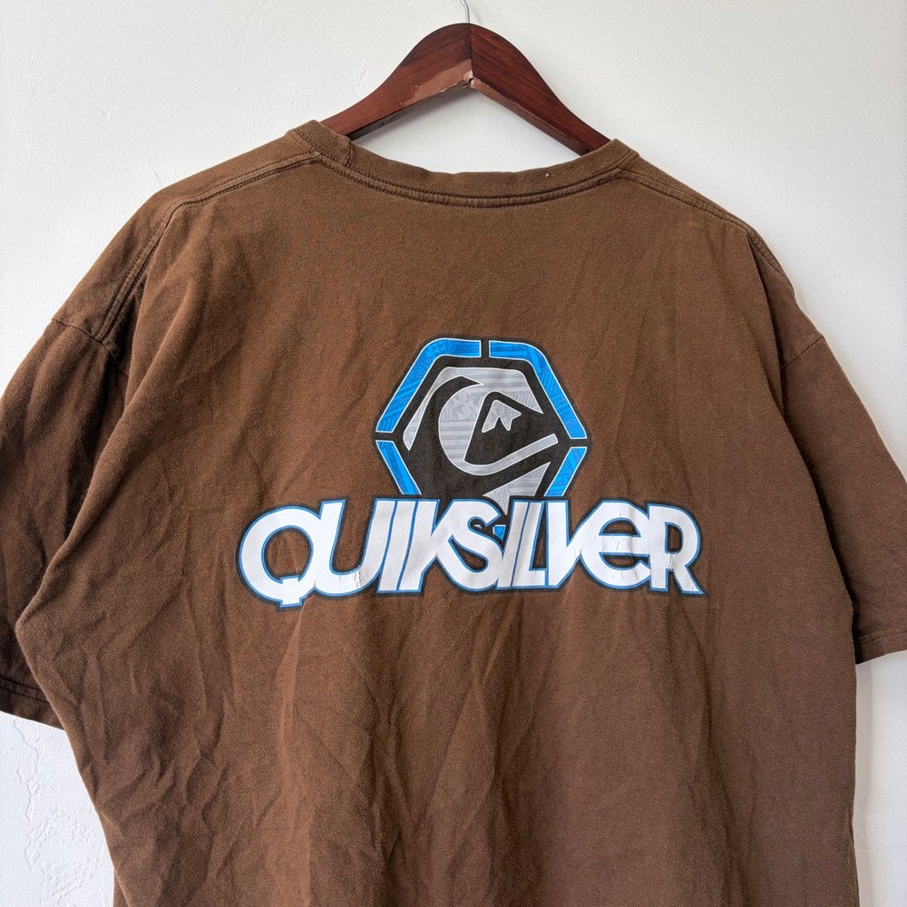 Vintage Quiksilver T-Shirt Mens XL Brown Y2K Surf Skate Graphic Tee